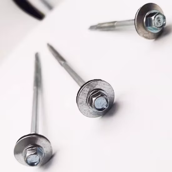 Саморез для сэндвич-панелей 5,5 мм/6,3 мм для крыш с пластиковой шайбой